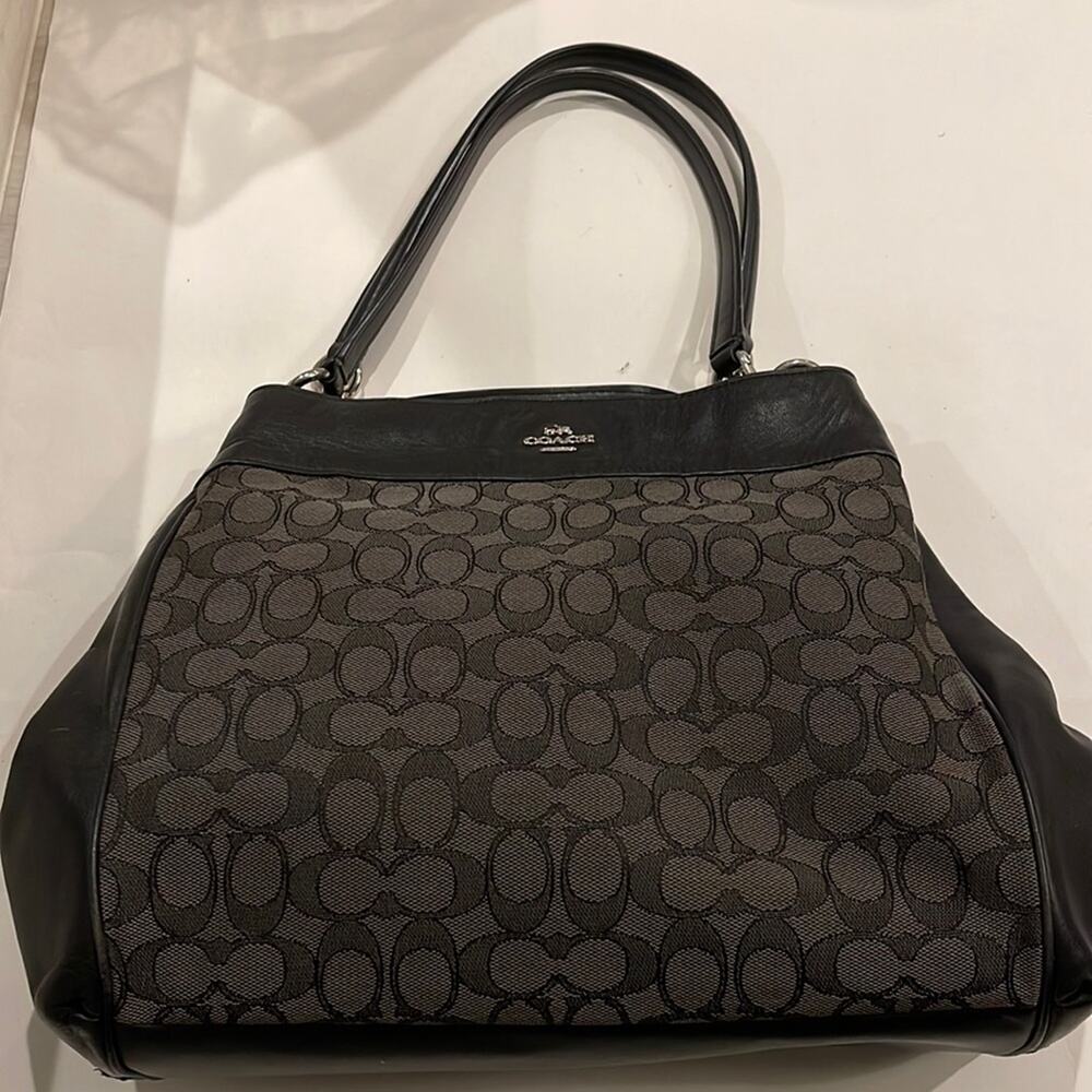 Coach Handbag in Canvas/ Leather With Silver color Hardware
